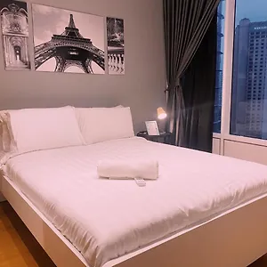 Sky Suites Klcc By Luna Apartment