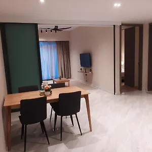 Crystal Suites At Eaton Klcc Apartamento